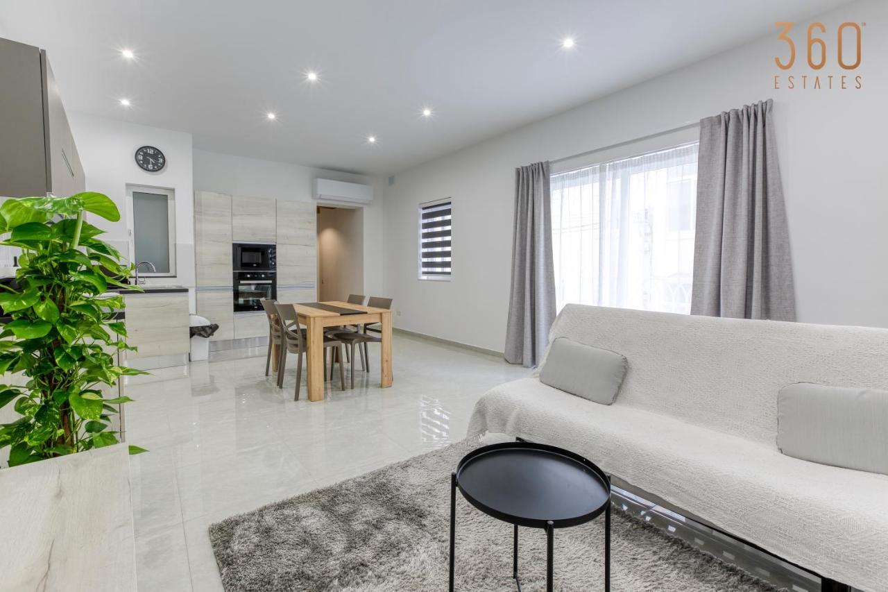 A Lovely 1Br Home With Balcony Just Off The Coast By 360 Estates Saint Julian's Dış mekan fotoğraf