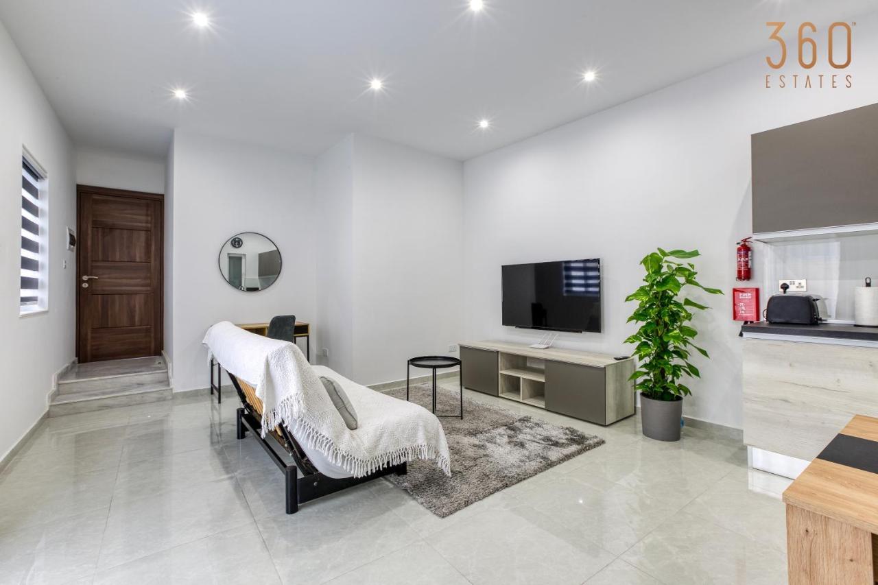 A Lovely 1Br Home With Balcony Just Off The Coast By 360 Estates Saint Julian's Dış mekan fotoğraf