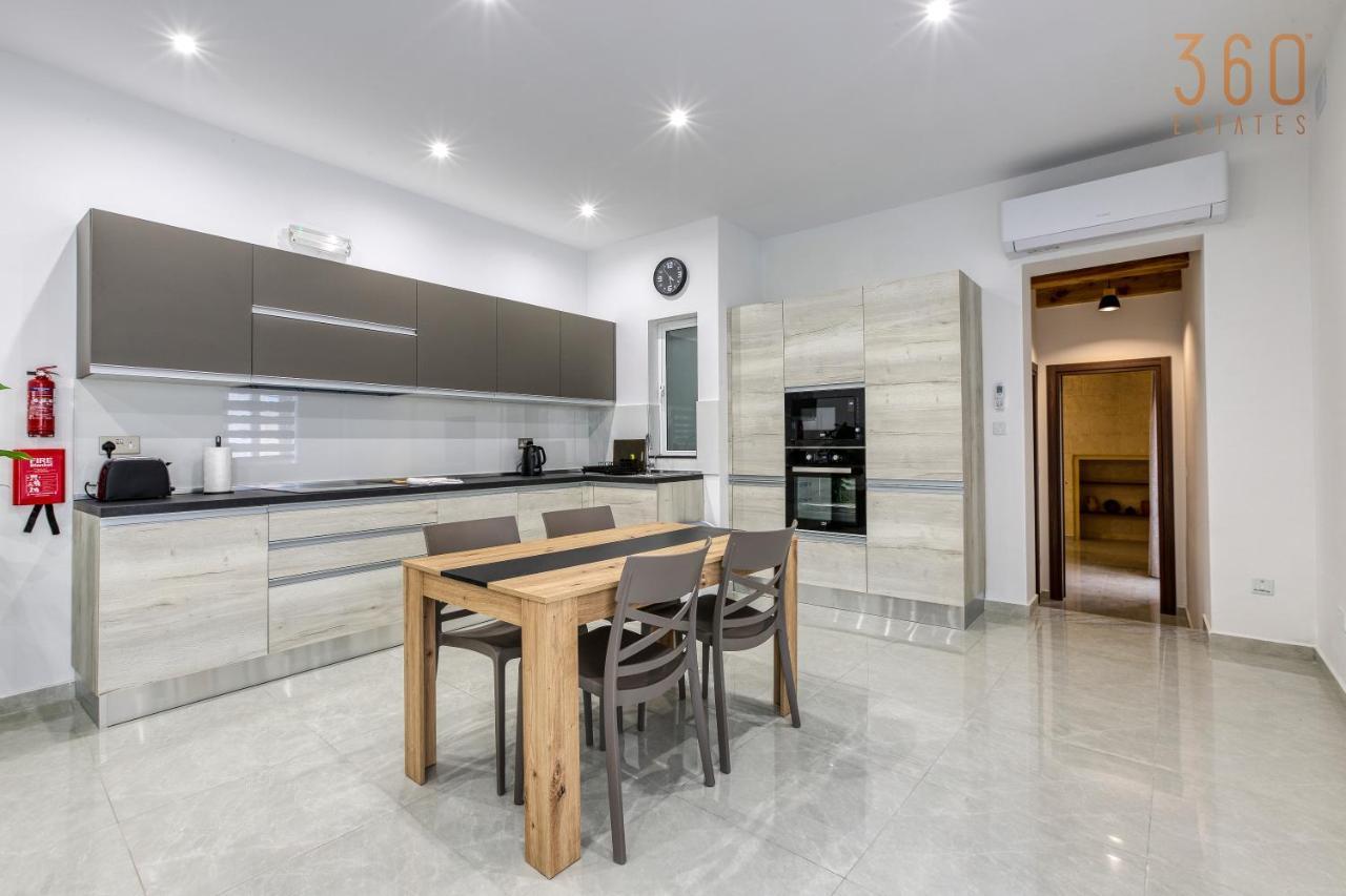 A Lovely 1Br Home With Balcony Just Off The Coast By 360 Estates Saint Julian's Dış mekan fotoğraf